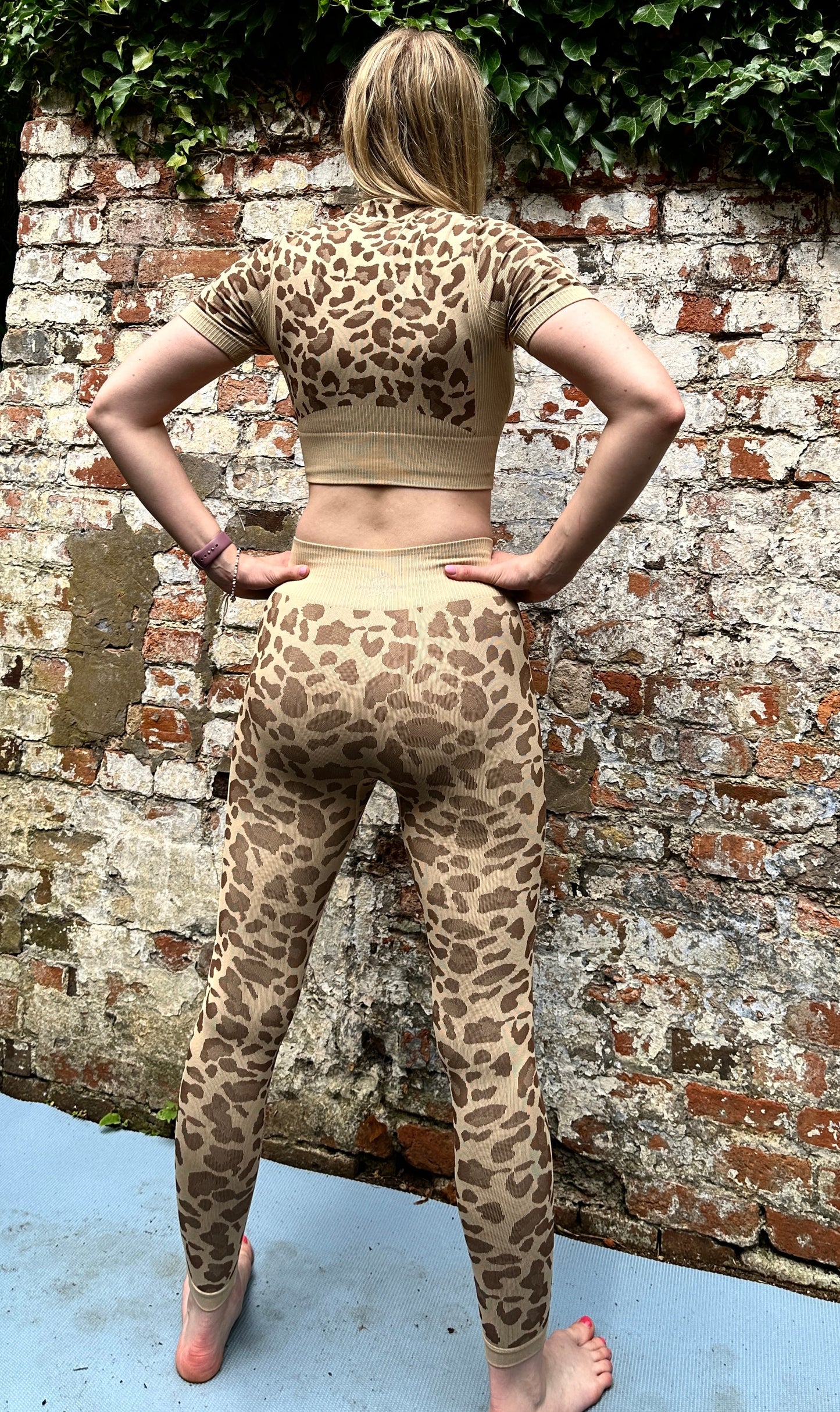 Ananda Gym/Yoga Collection Leopard Vibe